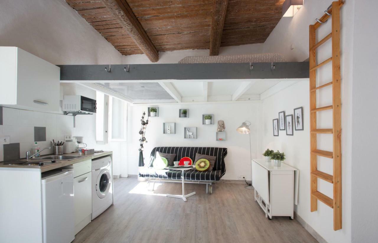 Gregbnb - Filet Suspendu ! - Parking Inclus - Climatise - Wifi -15Min Gare Toulon Exterior photo
