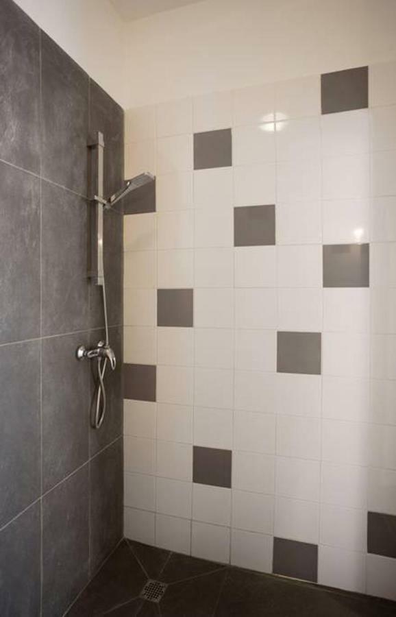 Gregbnb - Filet Suspendu ! - Parking Inclus - Climatise - Wifi -15Min Gare Toulon Exterior photo